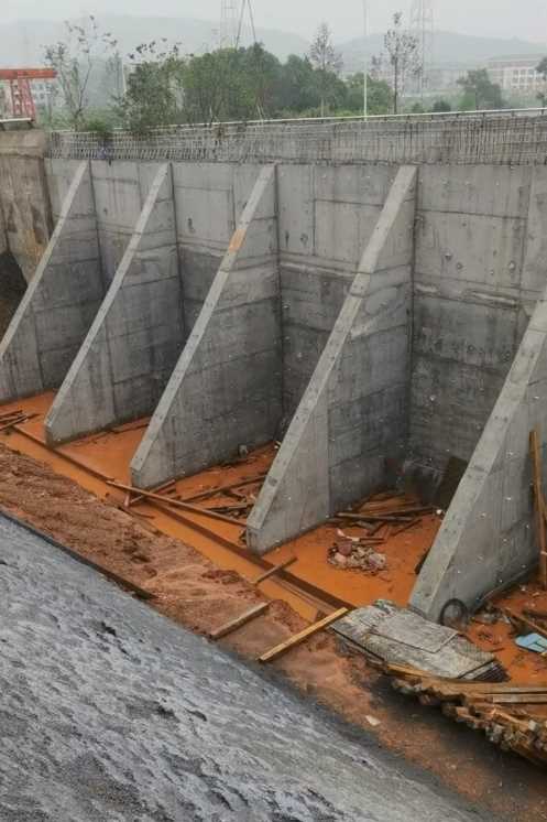 阳泉盂县锚杆式挡土墙